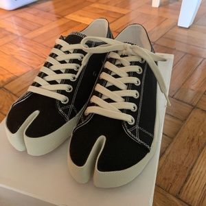Maison Margiela Tabi Sneakers